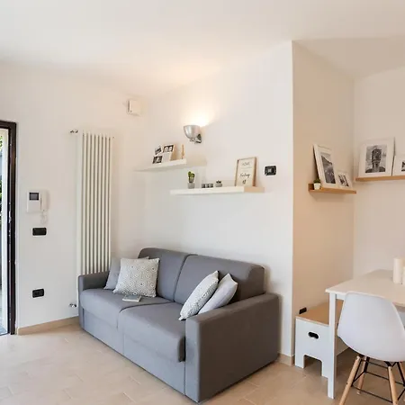 Island View - By Myhomeincomo * Ossuccio