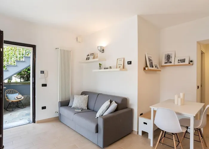 Island View - By Myhomeincomo * Ossuccio