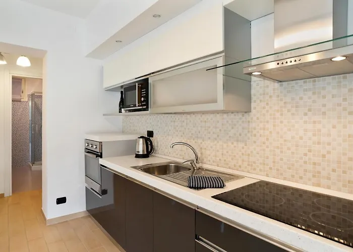 Apartment Island View - By Myhomeincomo *